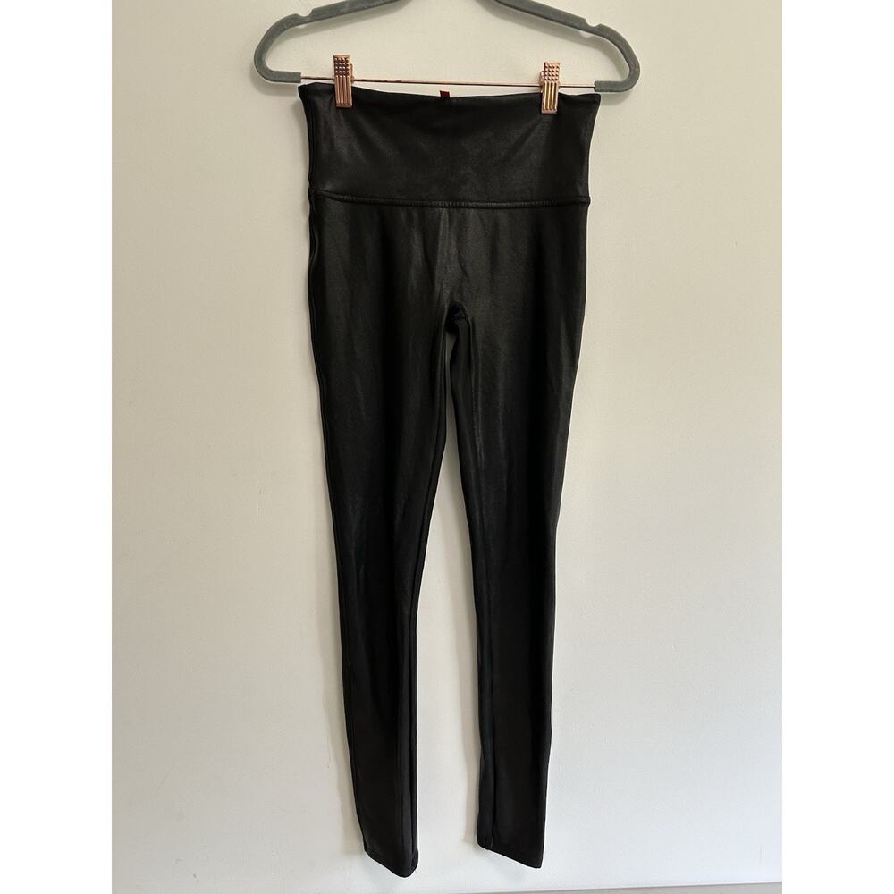 SPANX‎ Faux Leather Shiny LEGGINGS-#2437-BLACK-Size MEDIUM-Actual 26” Waist